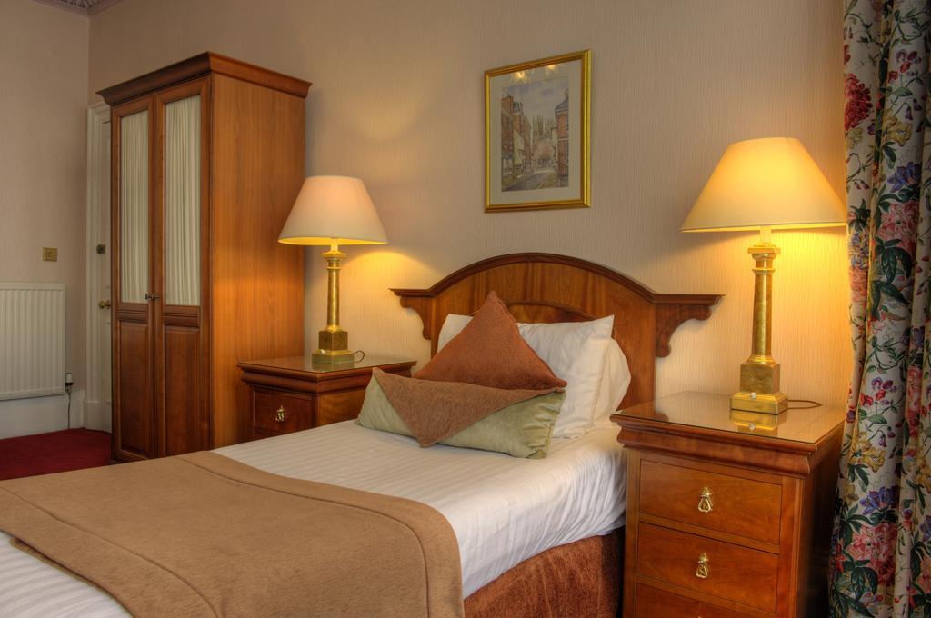 エディンバラ クラシック ゲスト ハウス Bed & Breakfast 部屋 写真